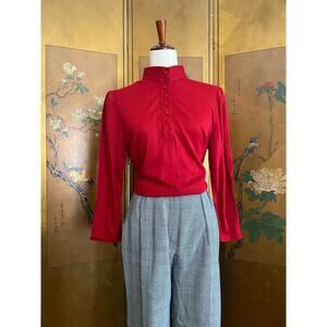 Vintage long sleeves top in cherry red from Lucia, size M